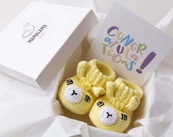 Pregnancy gift for new mom newborn baby announcement shower boy girl yellow Baptism llama booties pregnant sister friend daughter 06/11