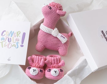 Cadeau de grossesse pour nouvelle maman naissance bébé faire-part de douche garçon fille rose chaussons de baptême lama enceinte soeur amie fille 23/09