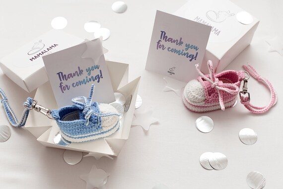 baby reveal favors