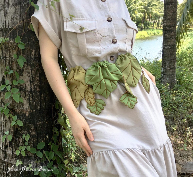 Handcrafted Druid Leaf Pouches: Dice, Crystals, Coins, Elven Renfaire Accessories, Attachable to Belt (Pre-Order) image 1