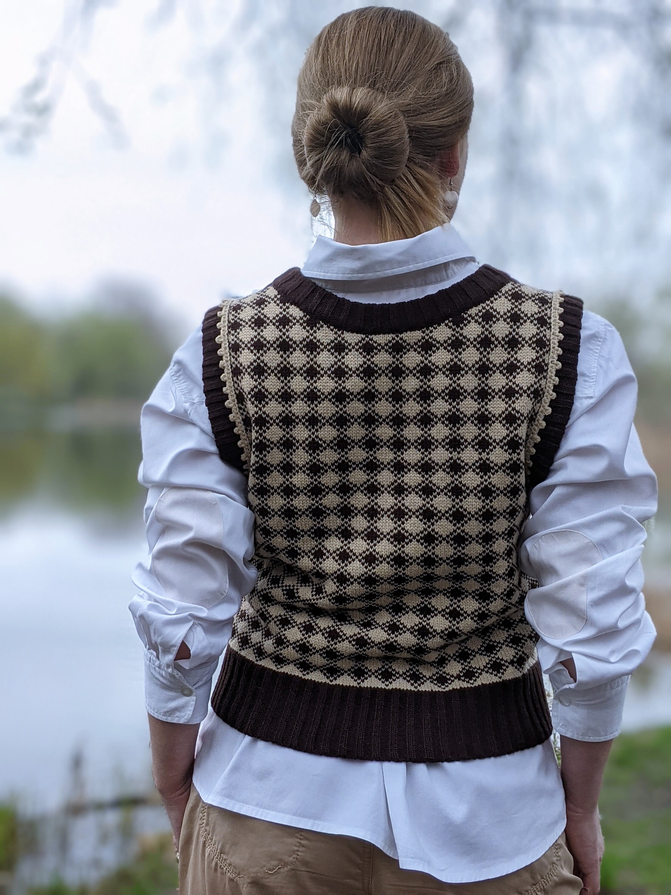 brown oversized sweater vest