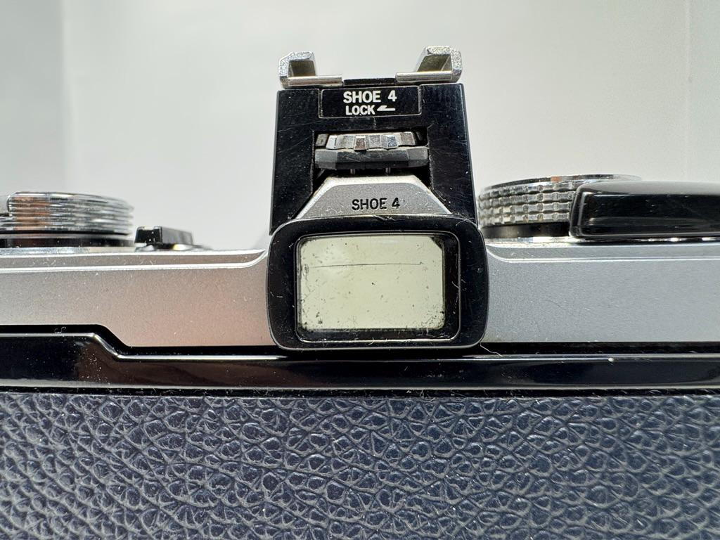 Olympus OM-1N SLR Film Camera F.zuiko Auto-s 50mm F/1.8 Lens Navy