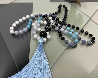 Collana Mala, 108 perle di pietra naturale, perle di preghiera, collana, annodata a mano, unica, onice, sodalite, larimar, acquamarina, giada