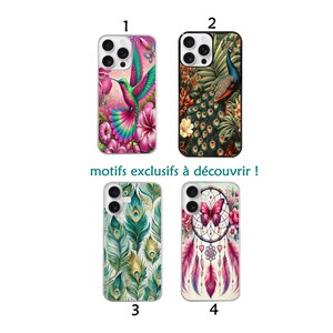 May include: Four phone cases with vibrant designs. The first case shows a hummingbird and flowers. The second case has a peacock. The third case features peacock feathers. The fourth case has a dreamcatcher with a butterfly. The text says "motifs exclusifs à découvrir!"