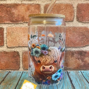 Highland Cow Glass Tumbler with Bamboo Lid and Straw
