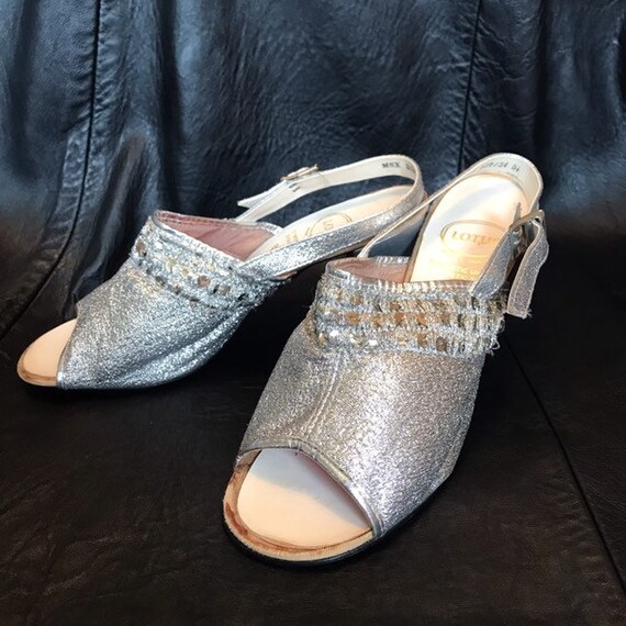 silver metallic heels uk