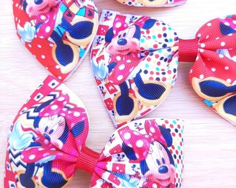 Lazo para el cabello de Minnie Mouse: Pinza para el cabello estilo esmoquin de 4"
