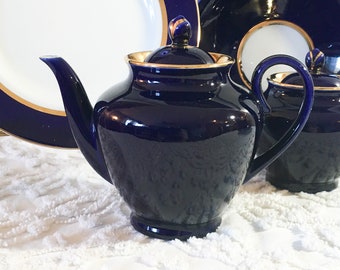 Large Porcelain Teapot 4.5 L Dulevo China Made in Russia Spring Flowers Pattern