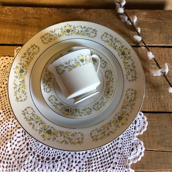 Vintage china florentine Japan sterling fine china dinnerware plate cup saucer yellow wedding cottage serving decor gift shabby chic