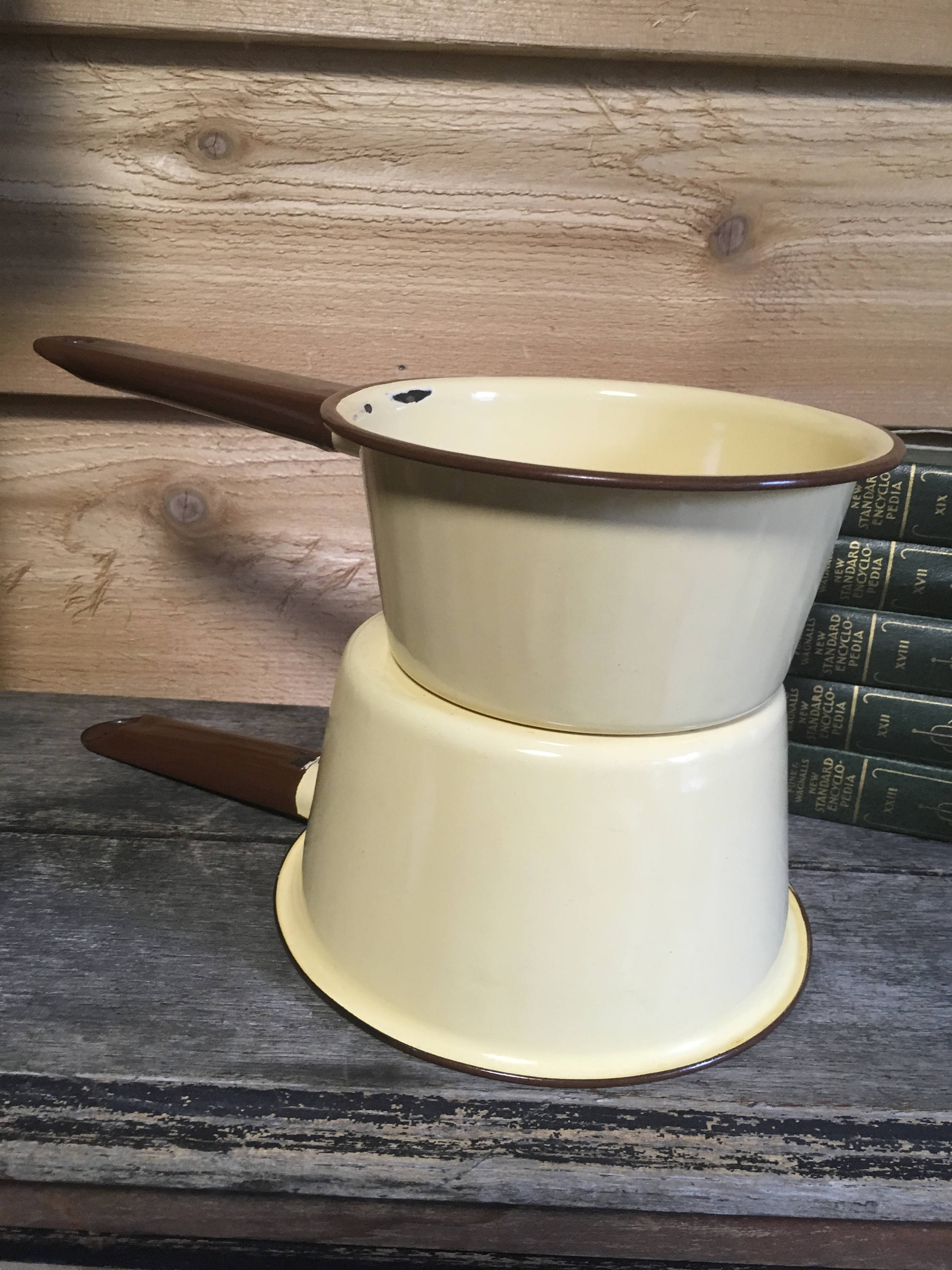 Vintage Enamel Pans Yellow Brown Metal Farmhouse Pots Decor Etsy