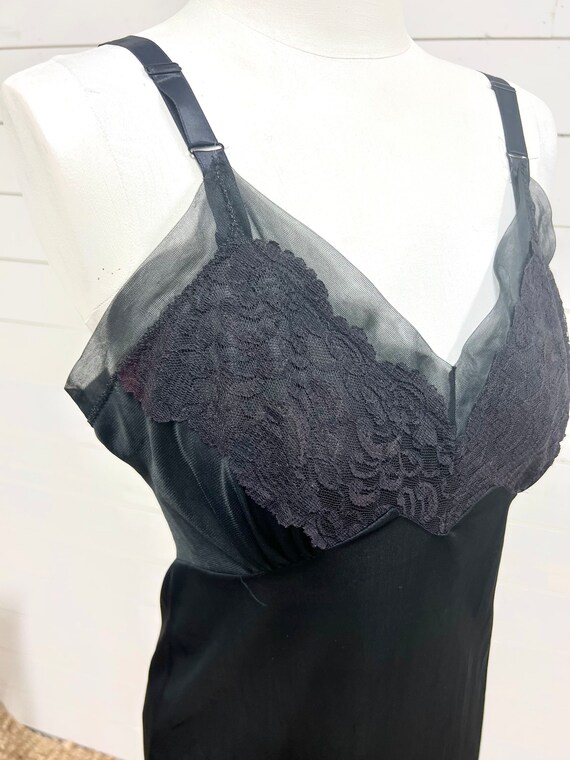 Vintage full slip movie star black dress slip size 34… Gem
