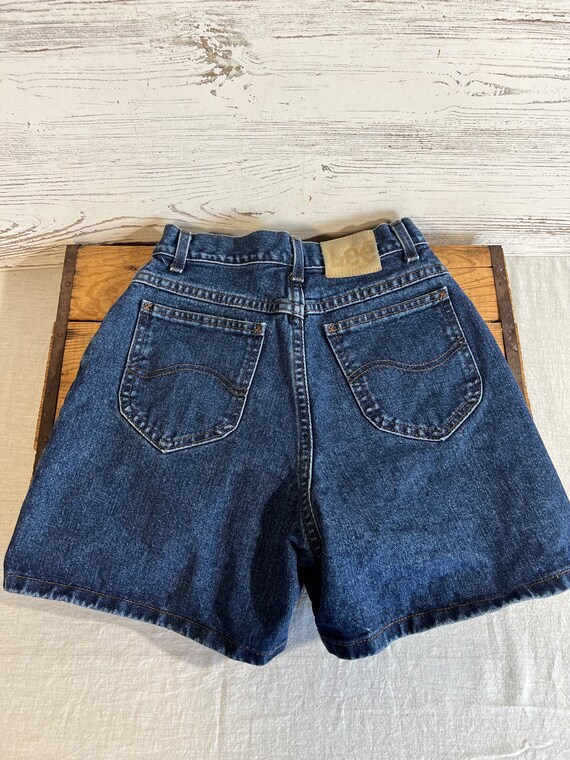 vintage high waisted Lee denim shorts 6 med