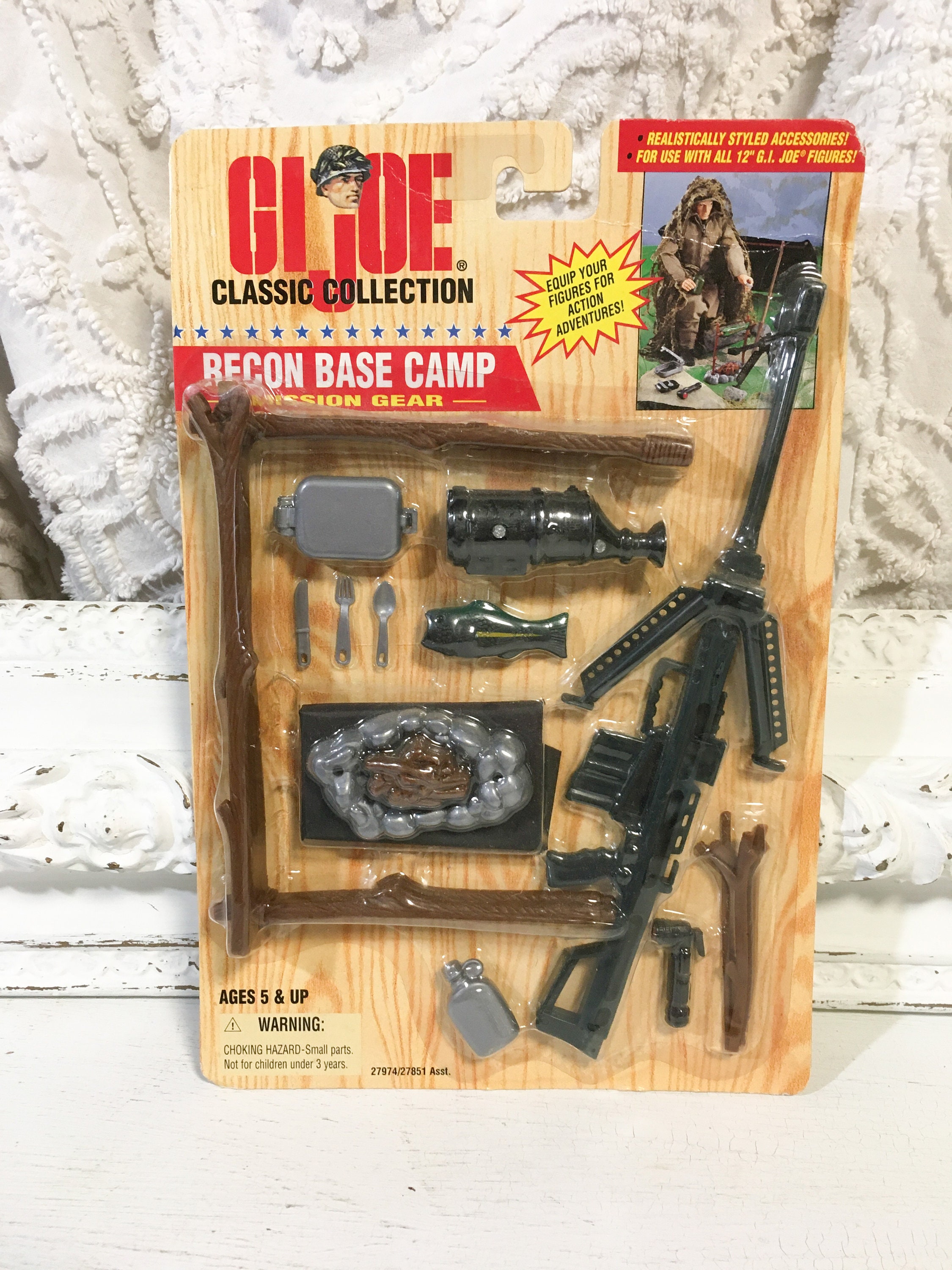 12” GI Joe Classic Collection Recon 13 Piece Base Camp Mission Gear 1997 