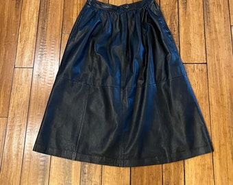 Vintage skirt black leather investments size 10 retro mod