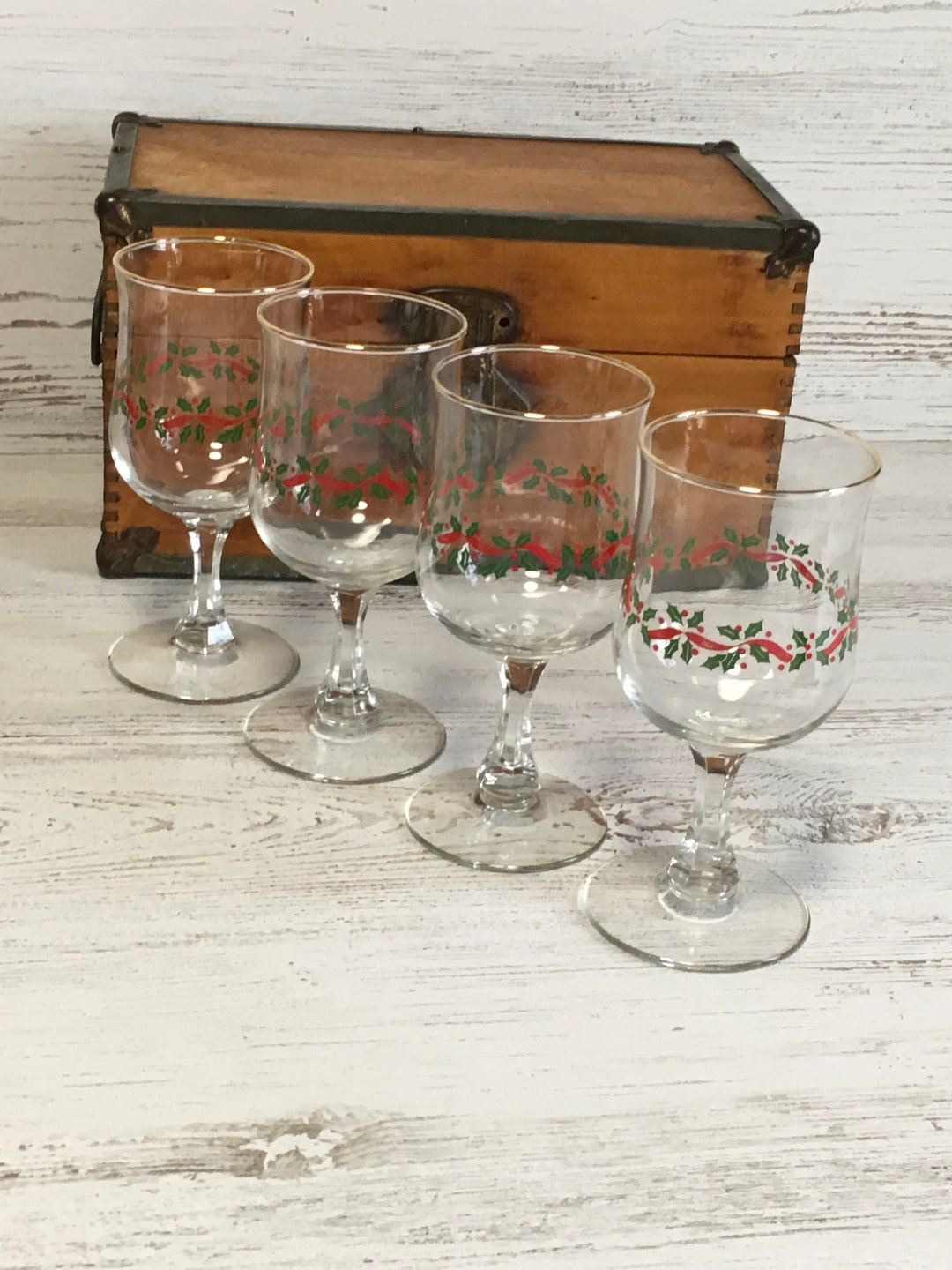 Vintage Stemware Glasses Holly Christmas Holiday Red Green Set Wine Barware Gold Decor Gift Arby