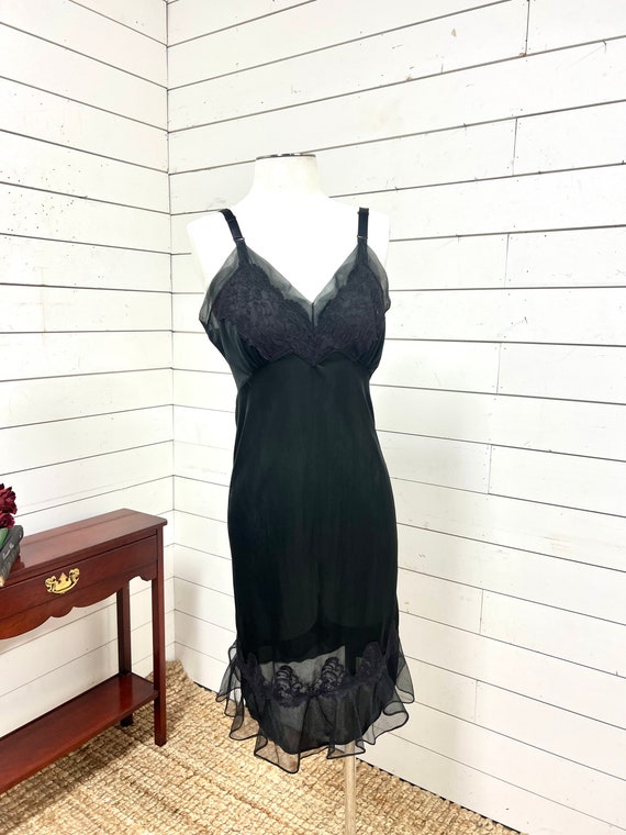 Vintage full slip movie star black dress slip size 34… Gem