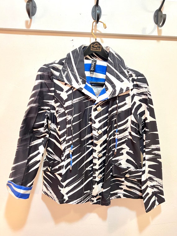 ladies Berek jacket medium black white blue - image 2