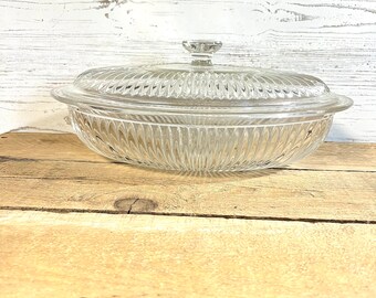 Vintage anchor hocking casserole dish clear lidded oven proof