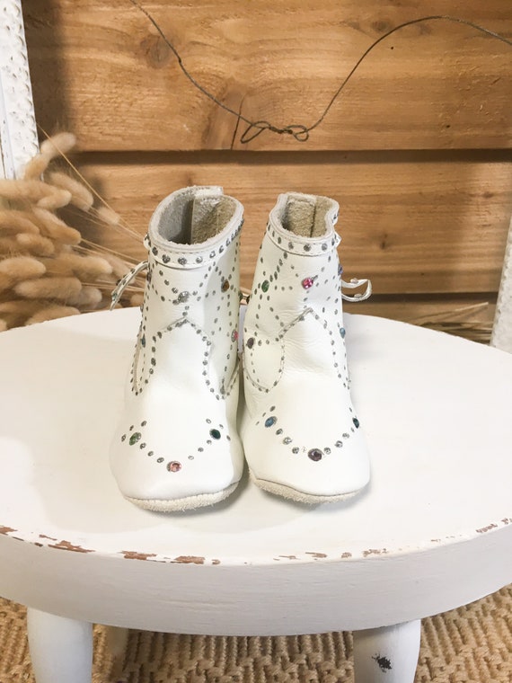 Vintage baby shoes boots leather white rhinestones - image 7