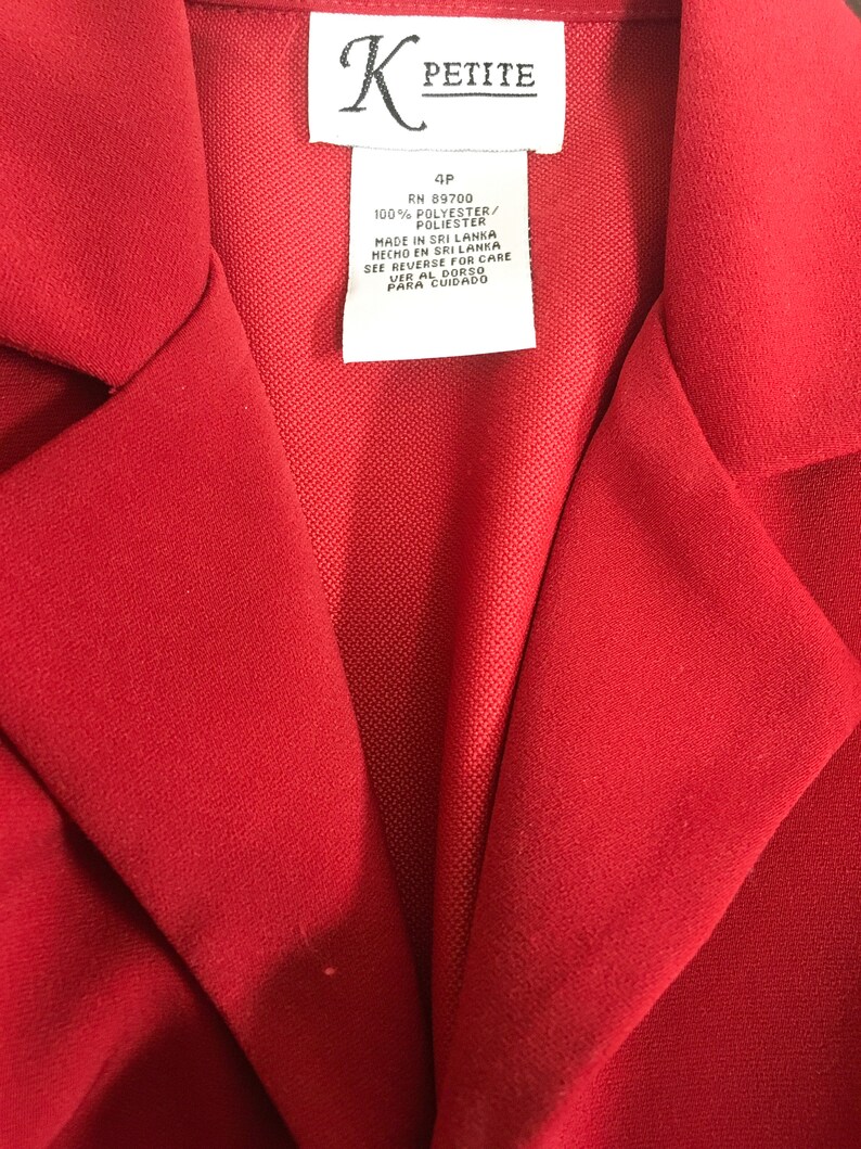 Vintage ladies jacket skirt suit 4-6 petite red gray office secretary polyester dress