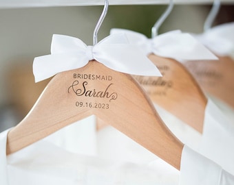 SET OF 9 Bridesmaid Hangers, Bridesmaid Gift, Bridal Party Hangers, Dress Hanger, Wedding Dress Hangers, Personalized Hangers