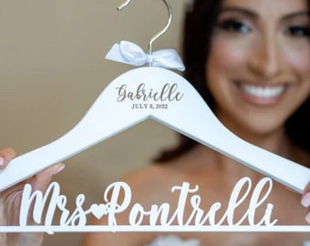 Wedding Dress Hanger, Wedding Hanger, Bridal Hanger, Personalized Bride Hanger, Bridal Shower Hanger, Bridal Name Hanger, Wedding Party Gift