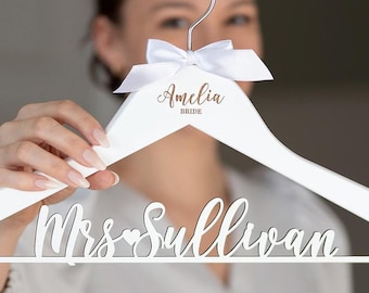 Personalized Wedding Hanger, Bridal Hanger, Wedding Dress Hanger, Custom Bride Hanger, Bridal Shower Gift, Bridesmaid Gifts, Mrs Hanger