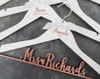 Bride & Bridesmaid Hangers Set, Wedding Dress Hangers, White Hanger, Bridesmaid Gift, Bridal Party Gift, Bridal Party Hanger, Bridesmaid