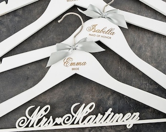 Bride & Bridesmaid Hangers Set, Wedding Name Hangers, Wedding Hanger, Personalized Bridesmaid Gift, Personalized Hanger, Bridal Dress Hanger