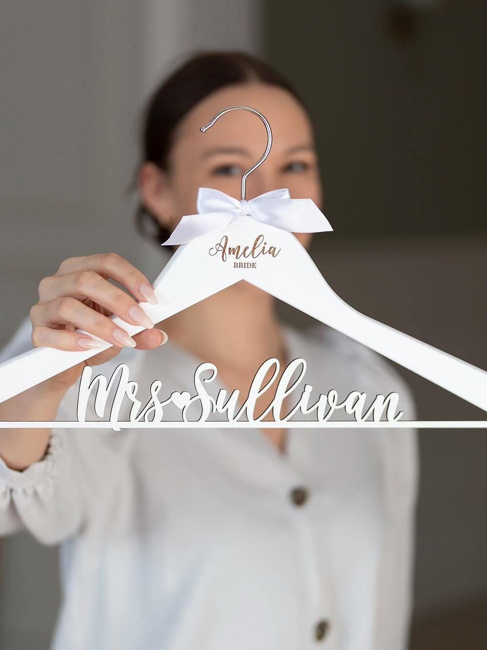 Personalized Wedding Hanger, Bridal Hanger, Wedding Dress Hanger, Custom Bride Hanger, Bridal Shower Gift, Bridesmaid Gifts, Mrs Hanger