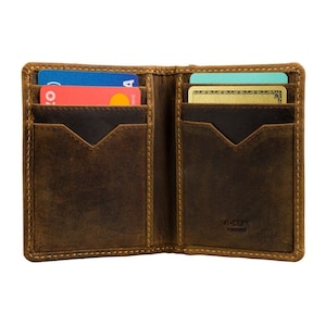 Billetera para tarjetas Raw Tan - Billetera de cuero RFID para hombre - Billetera pequeña vertical para tarjetas de crédito (6 ranuras + efectivo)
