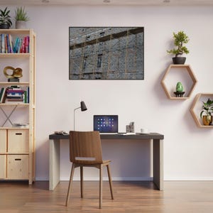 Póster de andamios simétricos en Brooklyn. Impresión artística enmarcada, lista para colgar, perfecta para decorar el hogar.