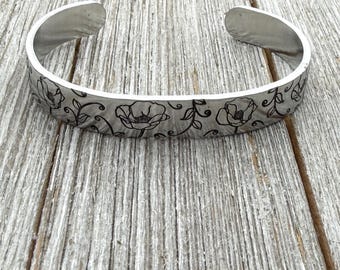 Poppy bracelet-aluminum cuff