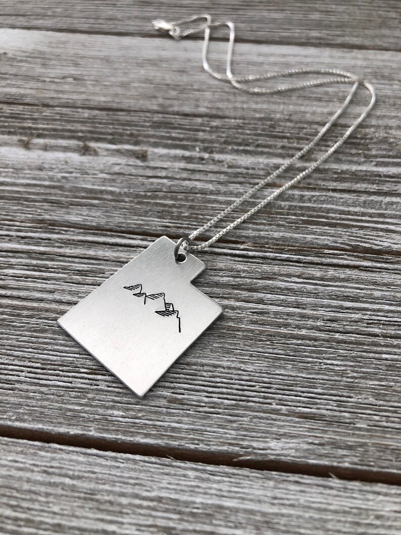 Utah Necklace Mountain Necklaceutah Jewelrybeehive State Etsy UK