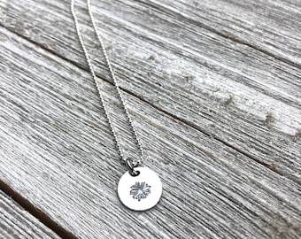 Collana con margherite - Collana con fiori - Collana incisa a mano da 1/2" - Regalo