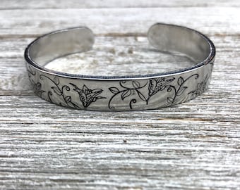 Lily bracelet-aluminum cuff