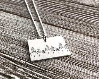 Solid 925 Sterling Silver The University of Wyoming Small Pendant 12mm x 19mm Solid 925 Sterling Silver The University of Wyoming Small Pendant 12mm x 19mm
