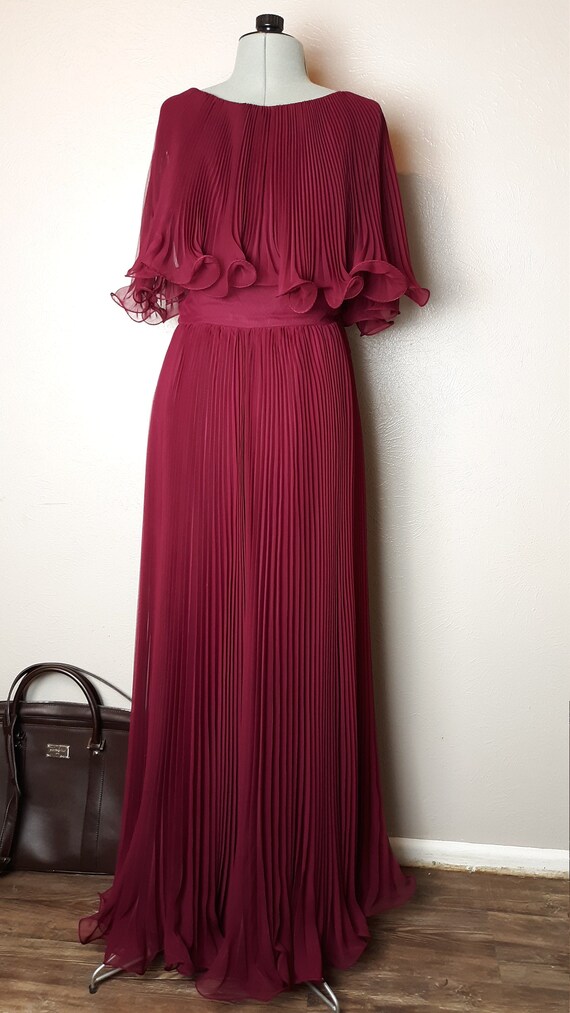 Miss Elliette California pleated wine dry floor le