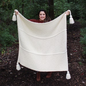 Snowdrift Blanket (PATTERN ONLY // Knit Blanket Pattern // Large // Super Bulky Yarn // Beginner Level // Afghan // Throw Blanket)