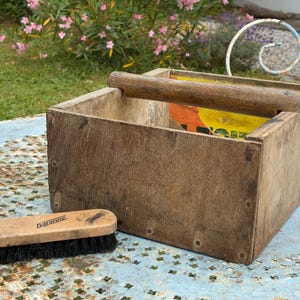 Rustic French Vintage Square Wooden Box with Carrying Handle / Old Shoe Shine Box/Caddy / Fab 1930s Hand Made Primitive Box / Super Patina