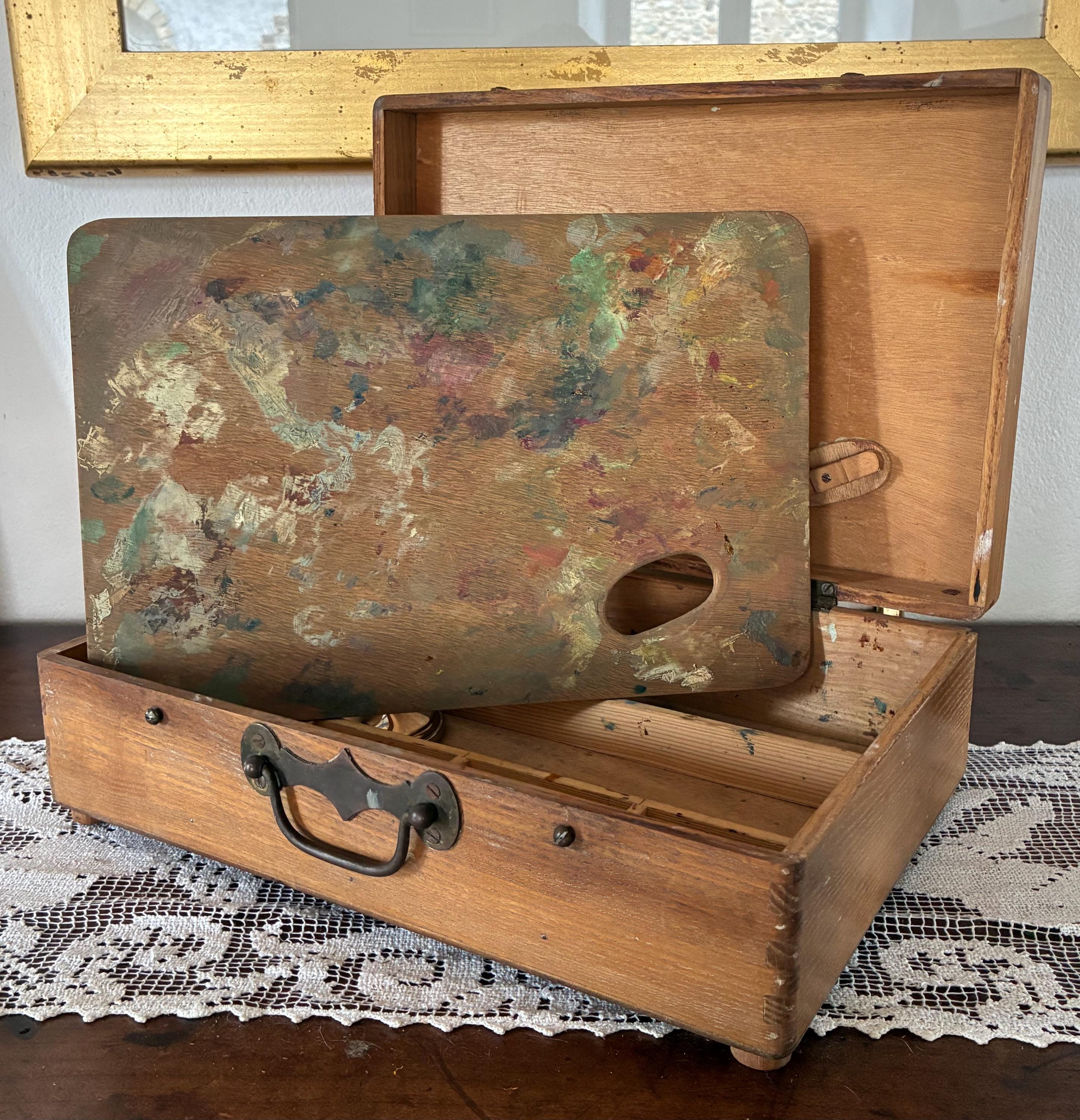 French Vintage Artist's Paint Box / Lovely Old Wooden Box Containing a Paint Palette / Metal Handle & Catches / Gift Idea for the Artist