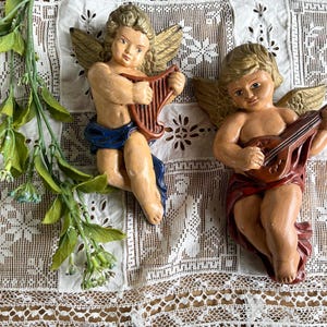 Two Vintage Polychrome Cherubs / Vintage Religious Wall Decor / Charming Little Angels circa 1960s / Made of Plaster