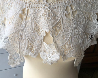 Large French Antique Floral Embroidered Lace Collar with Exquisite Detail / Charming French Victorian Collar / Large Cream Collar