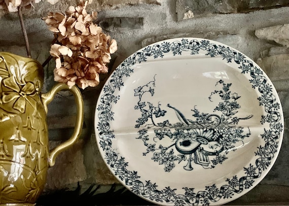 イギリスアンティーク アスパラガスプレート ブルー＆ホワイト イギリスアンティーク アスパラガスプレート ブルー＆ホワイト