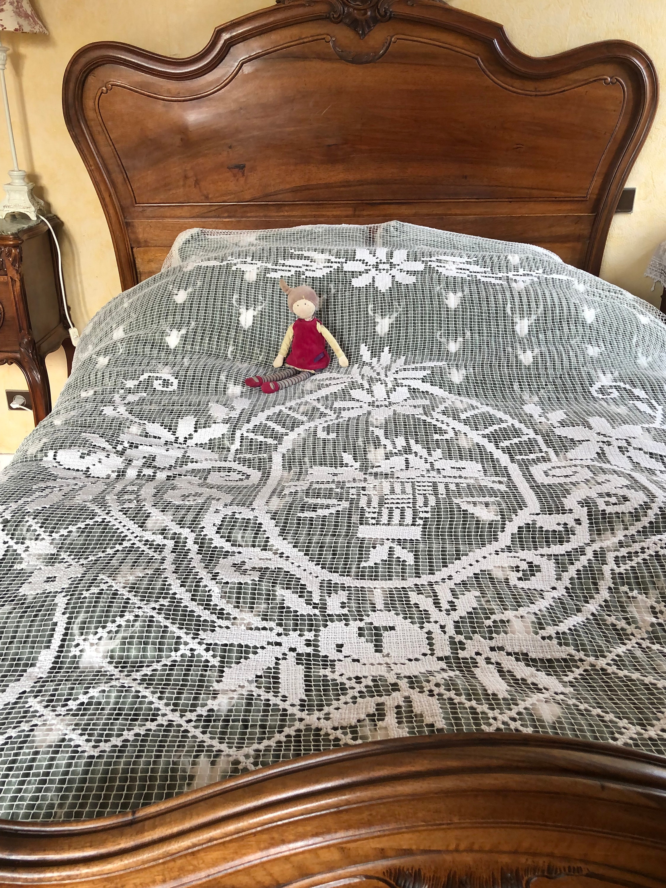 1910s French Filet Lace Bed Cover