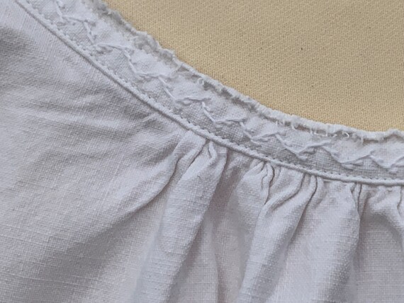 French Antique Ecru Linen Nightdress / Charming H… - image 4