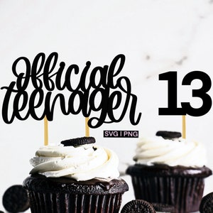 Dreizehnter Geburtstag Cake Topper svg, offizielles Teenager svg, 13. Geburtstagskuchendeko svg, 13. Geburtstagskuchendeko svg, Teenager Tortenfigur svg