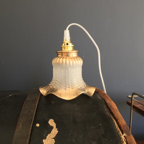 Lampe baladeuse globe verre doré