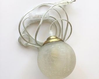 Lampe baladeuse boule verre dépoli marbré et laiton