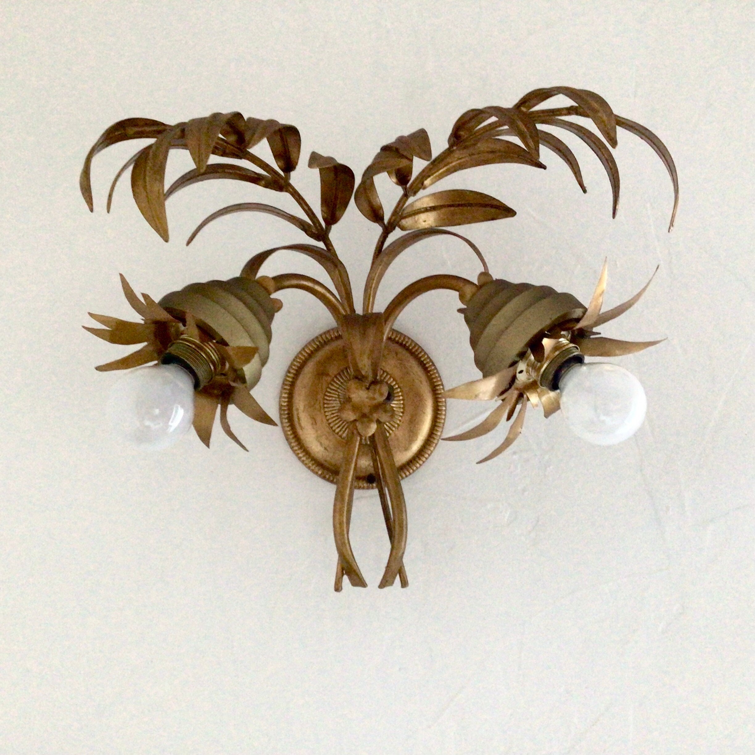 ANCIENNE APPLIQUE MURAL , Porcelaine Et Tulipe Verre EUR 15,00
